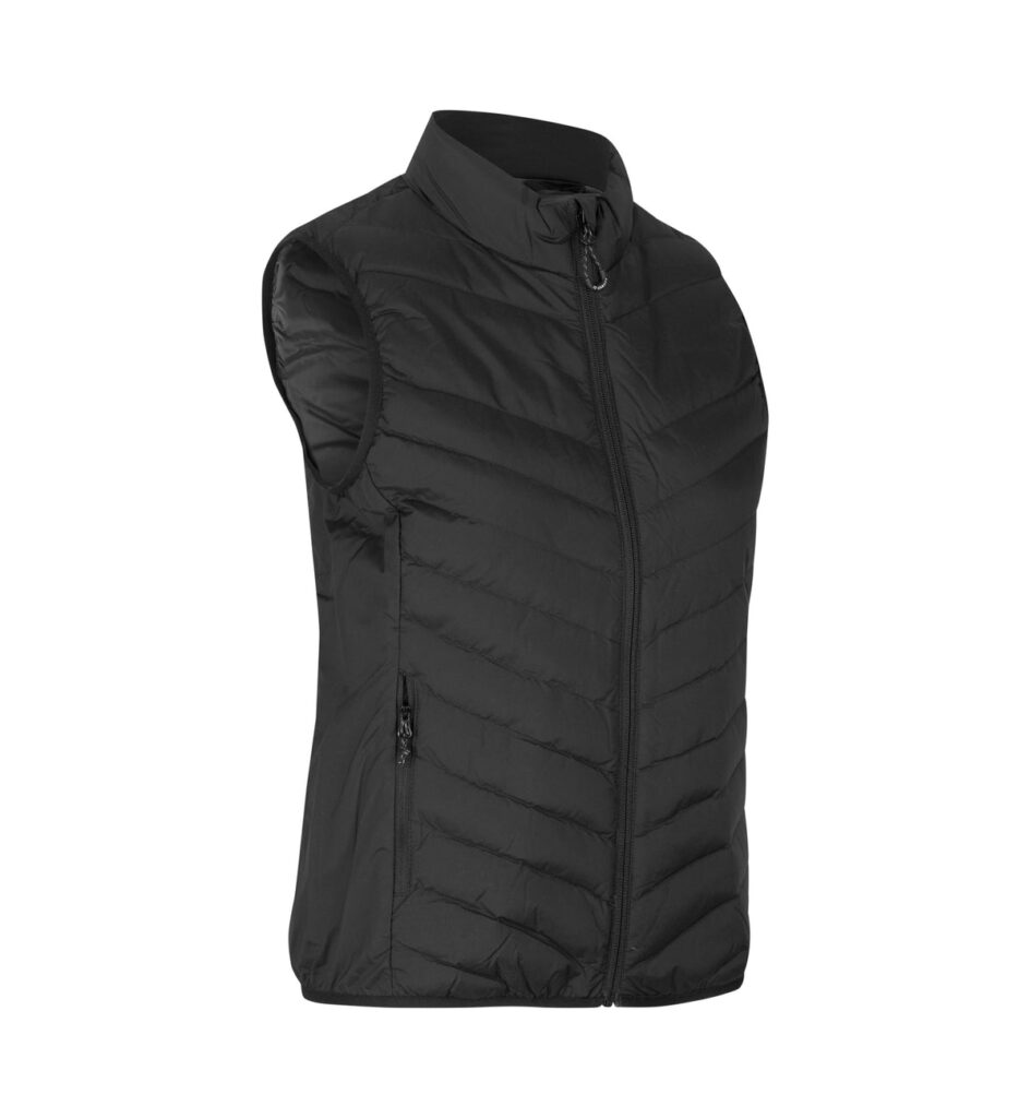 Naiste tepitud vest