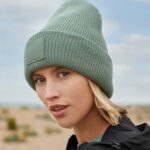Pipo painoalueella Deep Cuffed Tonal Patch Beanie